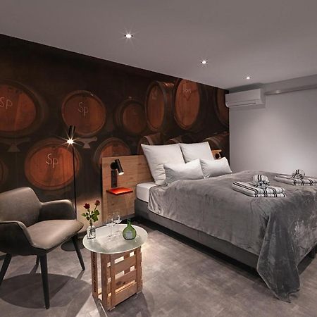 Weinmotel Simon 1 A Alzenau in Unterfranken Luaran gambar