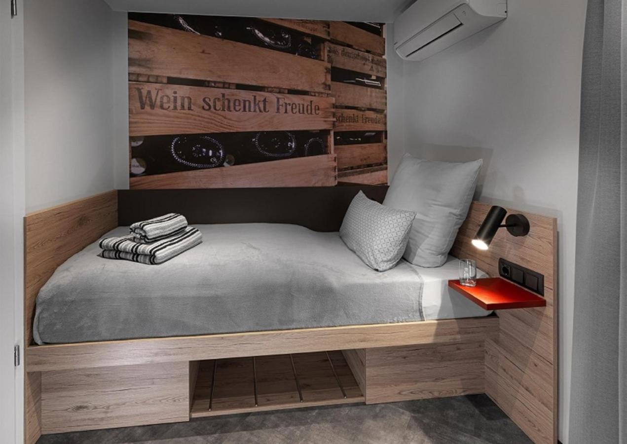 Weinmotel Simon 1 A Alzenau in Unterfranken Luaran gambar