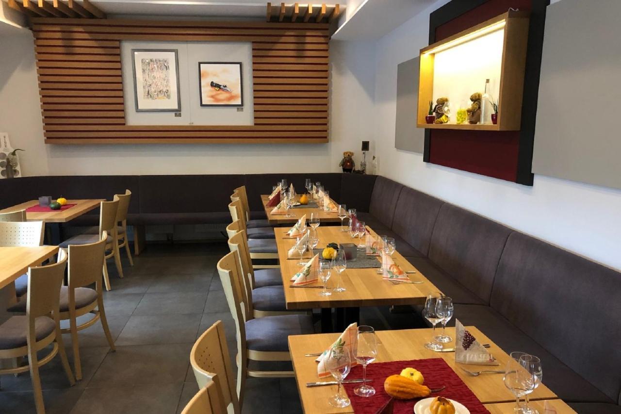 Weinmotel Simon 1 A Alzenau in Unterfranken Luaran gambar