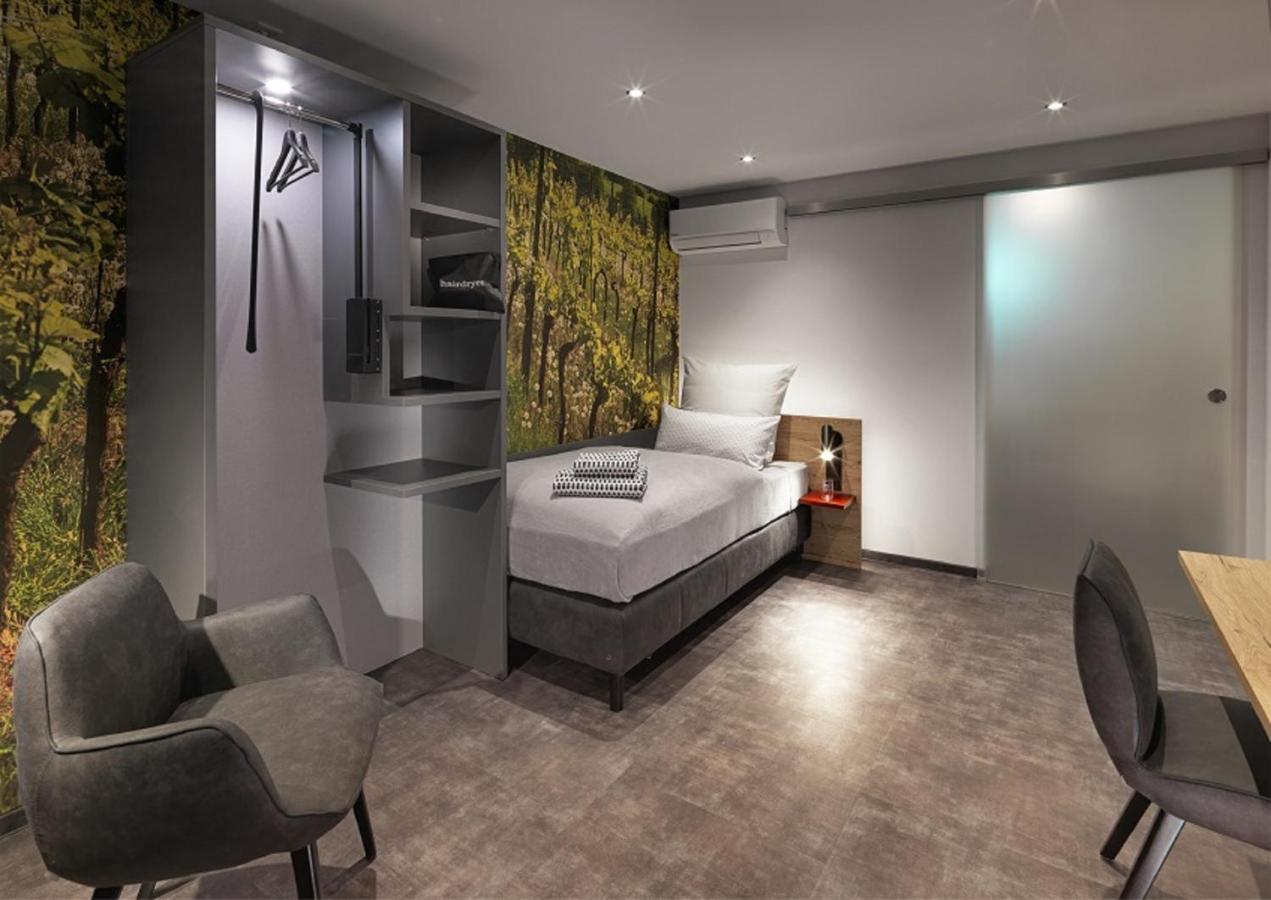 Weinmotel Simon 1 A Alzenau in Unterfranken Luaran gambar